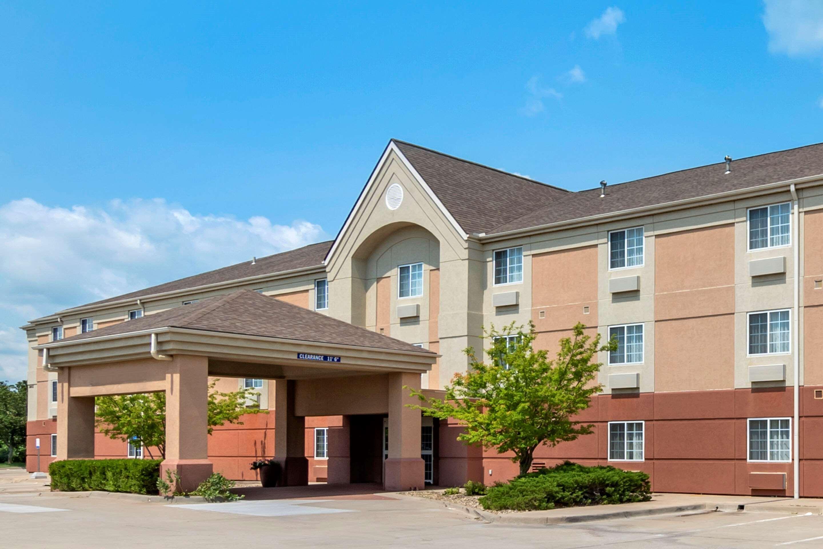 Mainstay Suites Emporia Exterior foto