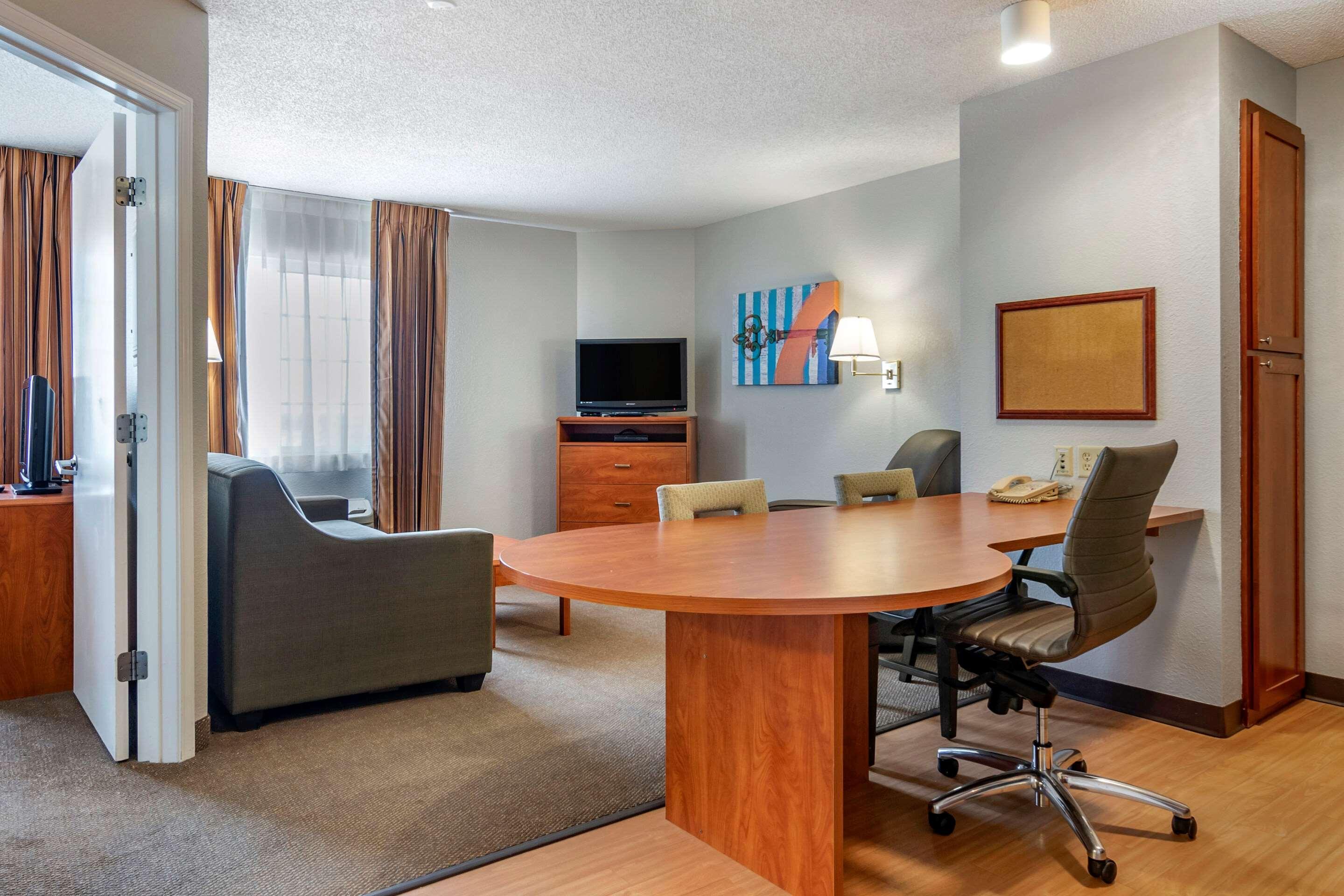 Mainstay Suites Emporia Exterior foto