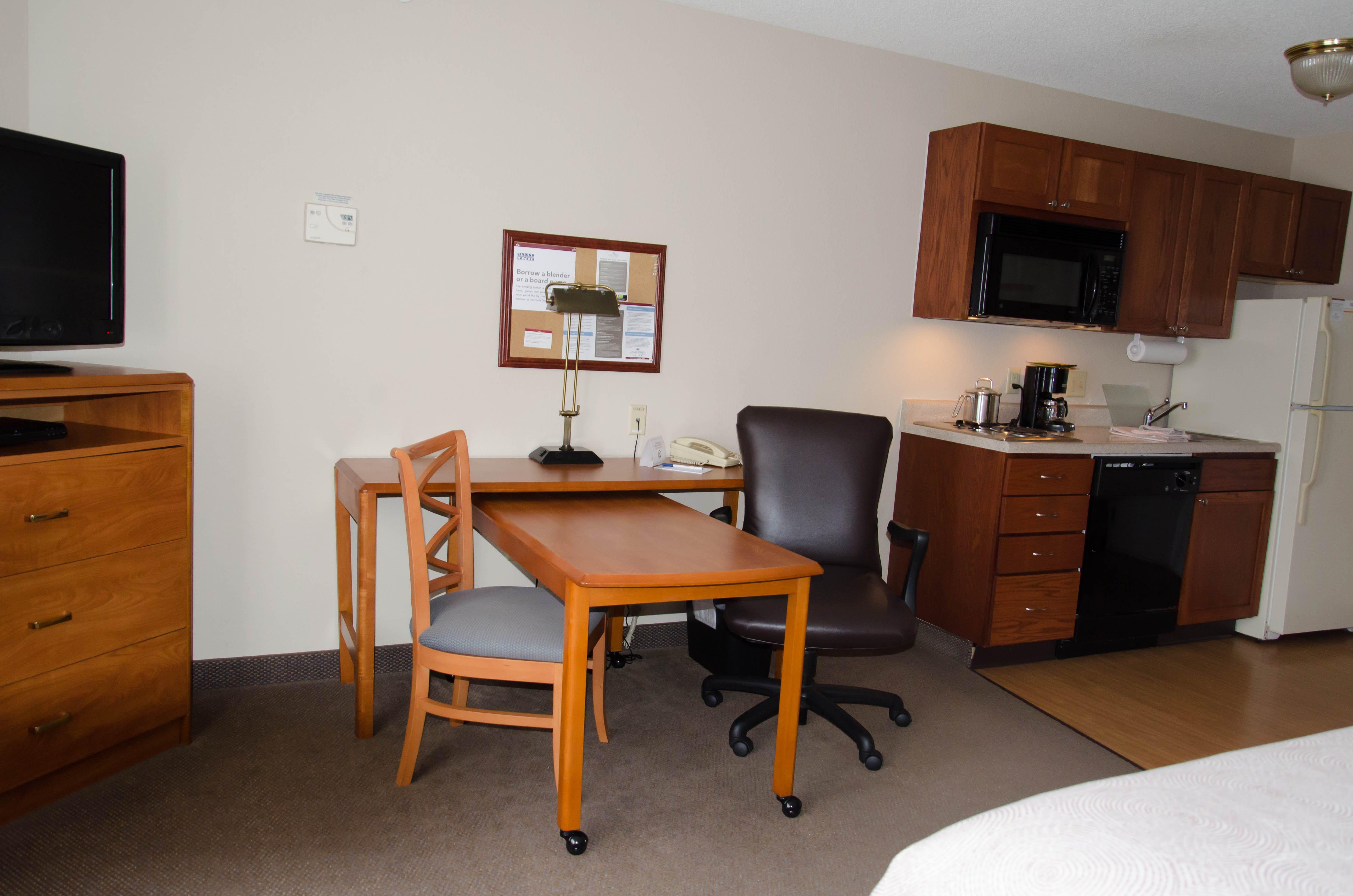 Mainstay Suites Emporia Exterior foto